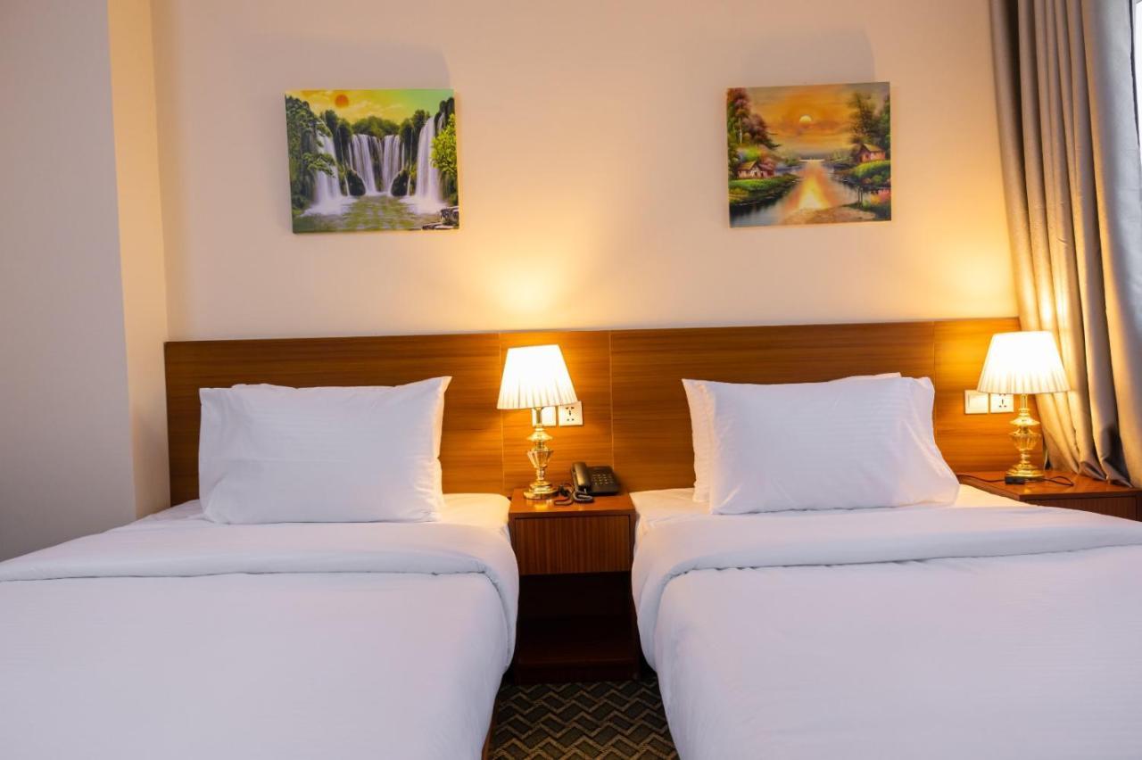 דובאי Three 888 Hotel מראה חיצוני תמונה