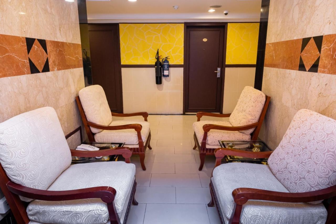 דובאי Three 888 Hotel מראה חיצוני תמונה