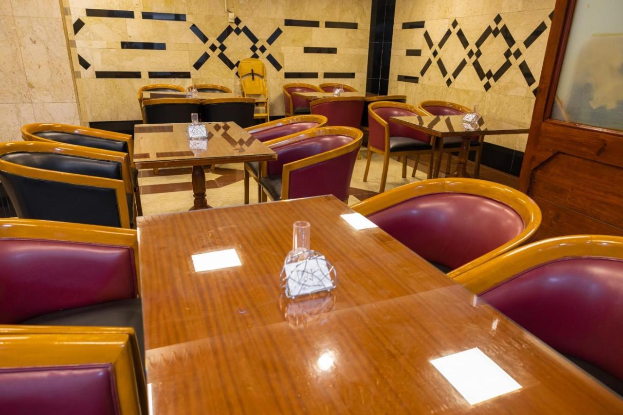 דובאי Three 888 Hotel מראה חיצוני תמונה