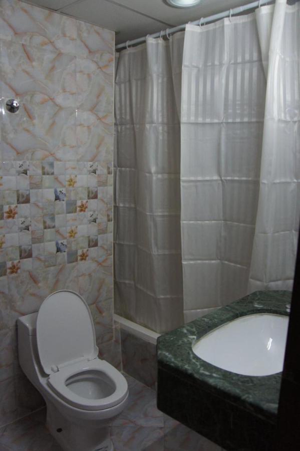 דובאי Three 888 Hotel מראה חיצוני תמונה