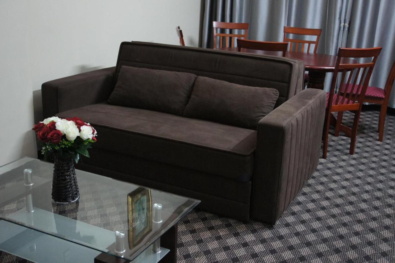 דובאי Three 888 Hotel מראה חיצוני תמונה